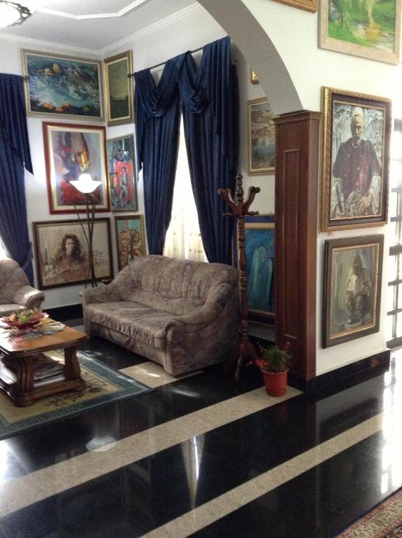 Art Hotel Nirvana Tiran İç mekan fotoğraf