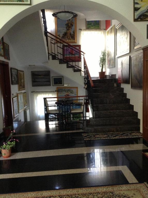 Art Hotel Nirvana Tiran İç mekan fotoğraf