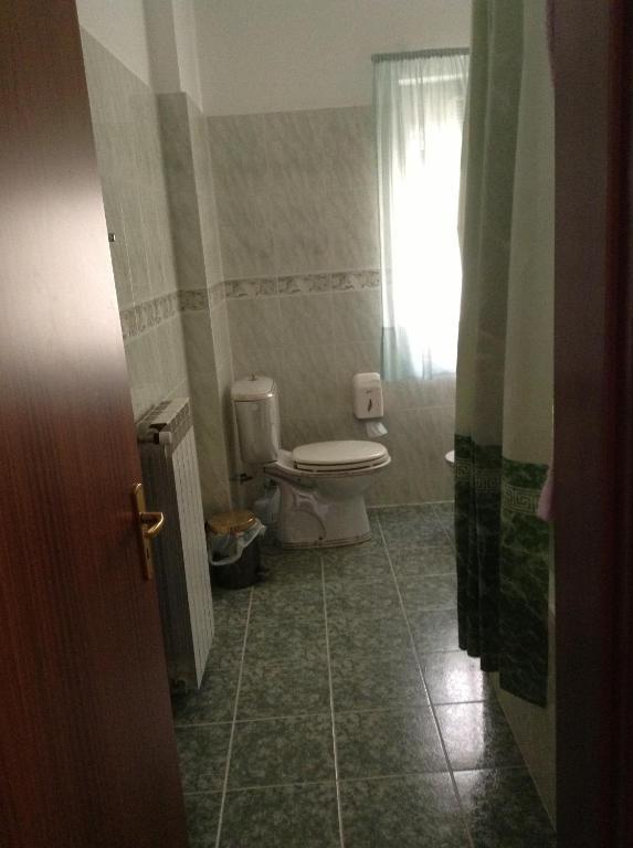 Art Hotel Nirvana Tiran Oda fotoğraf