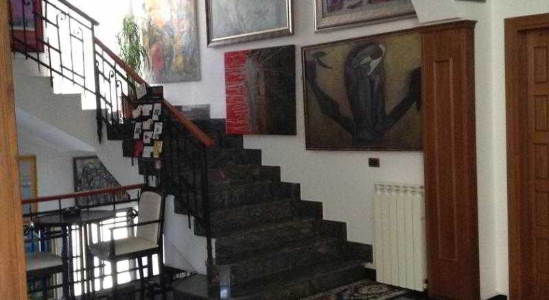 Art Hotel Nirvana Tiran İç mekan fotoğraf