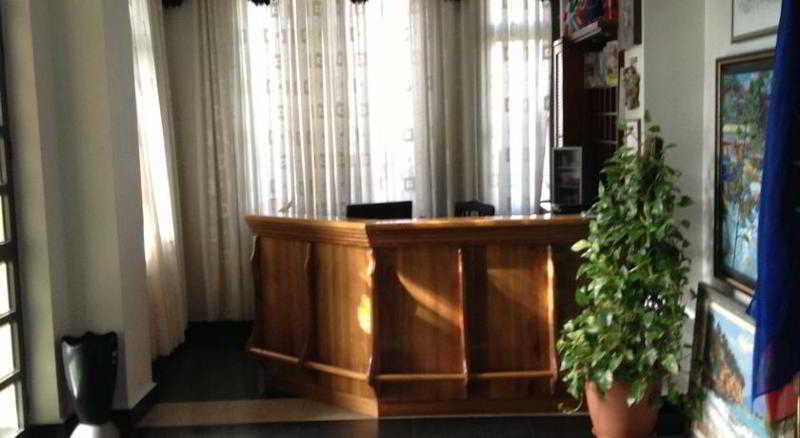 Art Hotel Nirvana Tiran İç mekan fotoğraf